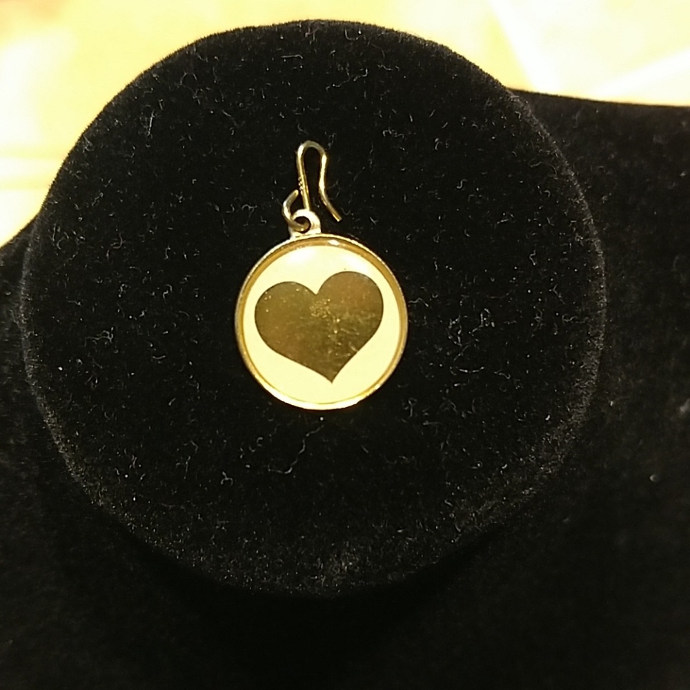 Alex and Ani gold heart pendant ❤️